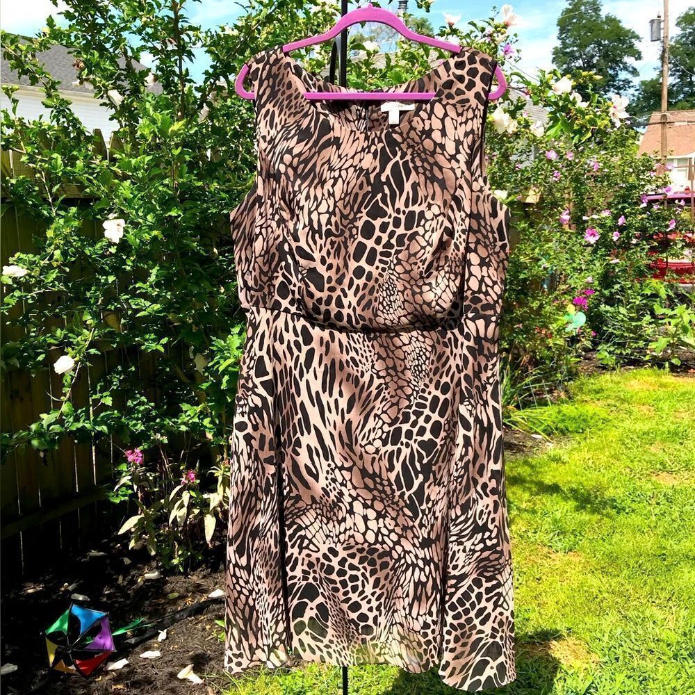 Women’s Sleeveless Dress‎